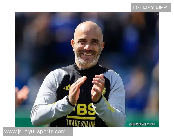 一位足球球星用坚毅与梦想书写感人故事激励无数年轻心灵